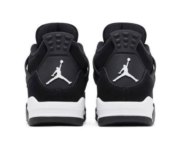 Jordan 4 Retro “White Thunder”
