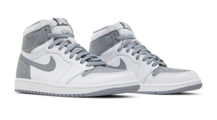 Jordan 1 Retro “Stealth”